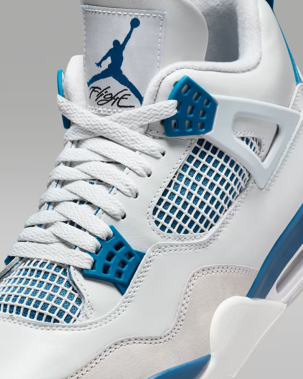 Air Jordan 4 Retro 'Legend Blue'