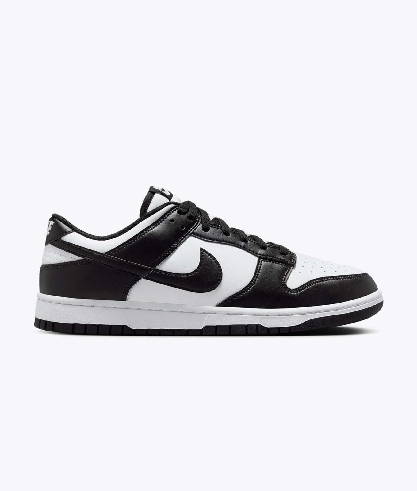 Nike dunk low black & white